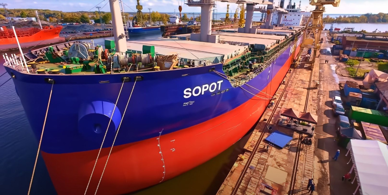 Sopot został ochrzczony! Jak prezentuje się nowy statek Polskiej Żeglugi Morskiej?