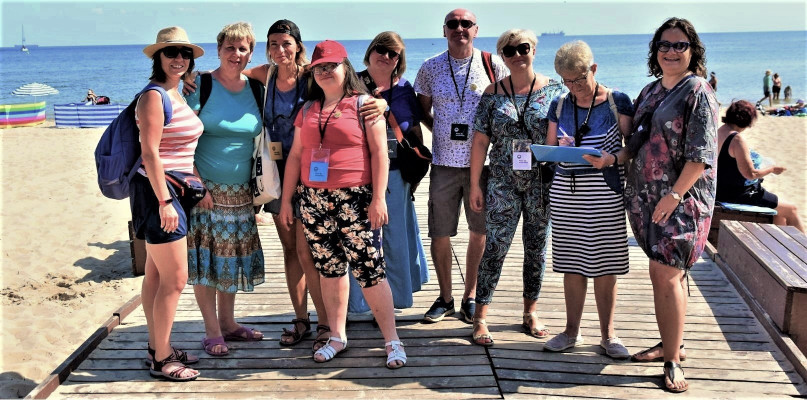 Wolontariusze Fundacji Machina Zmian. Audyt na plaży w Sopocie - 23 lipca 2021 r. / Fot. Małgorzata Osowiecka