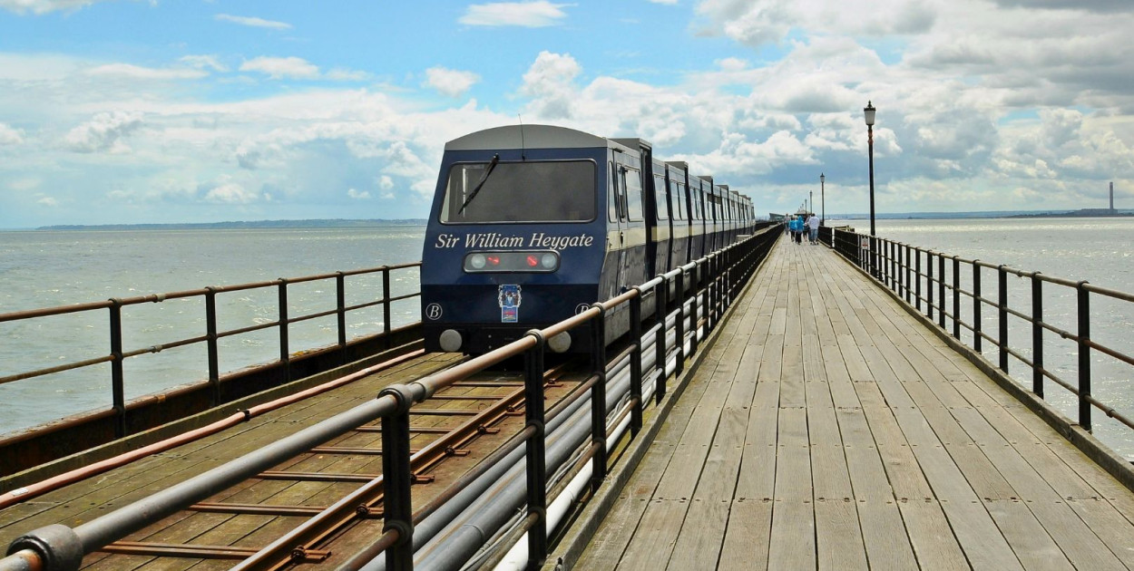Pociąg Sir William Heygate na molo w Southend-on-Sea. Fot. Beata May (CC BY-SA 3.0)