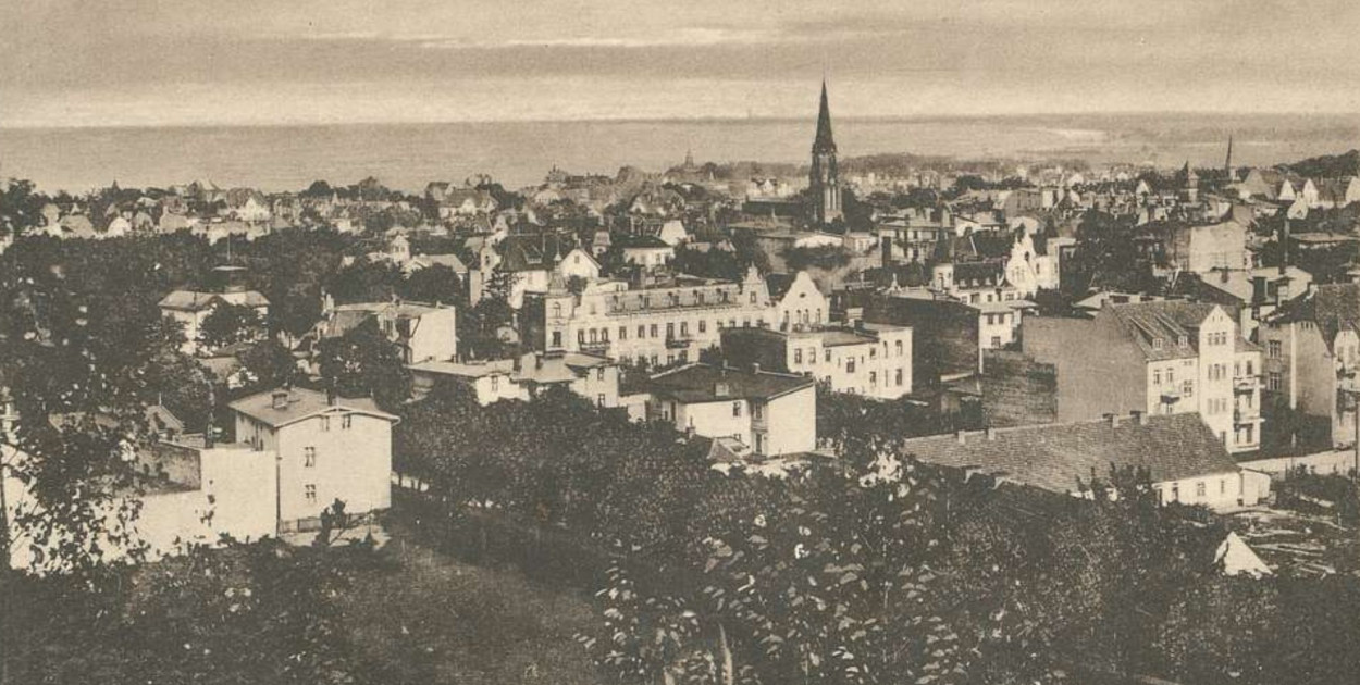 Panorama Sopotu datowana na 1922 rok. Fotografia pochodzi ze zbiorów Biblioteki Narodowej w Warszawie.