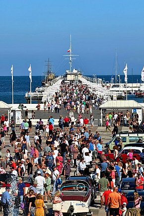 Piękne słońce i tłumy na zdjęciach! Tak wyglądał ostatni dzień wakacji w Sopocie [FOTO]-1370