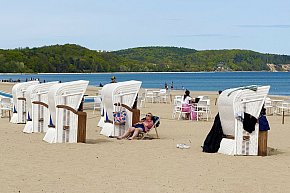 Pierwsi turyści już w Sopocie! Kurort budzi się na majówkę [FOTO]-1605