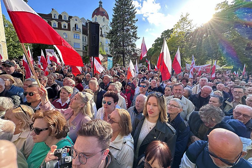 Tłumy na wiecu poparcia dla Karola Nawrockiego [FOTO]