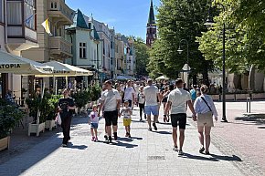 Zaskakująco spokojny początek lata w Sopocie! Długi weekend bez tłumów, za to ze słońcem [FOTO]-1659
