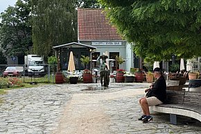 Plac Jasia Rybaka po remoncie! Wygodniej i bardziej dostępnie [FOTO]-1664