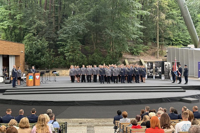 Święto Policji w Operze Leśnej. Zobacz, jak świętowali sopoccy funkcjonariusze [FOTO]