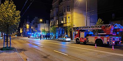 Podpalenie w centrum Sopotu! Podłożono ogień przy drzwiach kamienicy-23900