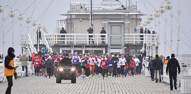 Patriotycznie, z uśmiechem, na sportowo! W Sopocie pobiegły tłumy [FOTO]-28611