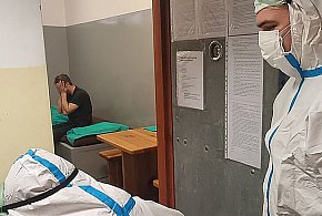 Sopot: Mężczyzna z HCV splunął w twarz policjantom. Teraz grozi mu 5 lat więzienia-29591