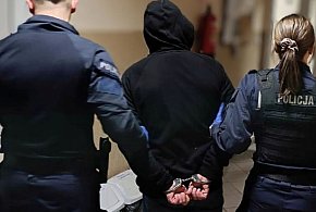 Profanacja w Gdańsku: mężczyzna podpalił krzyż i zniszczył wizerunek Matki Boskiej-29718