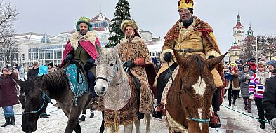 Orszak Trzech Króli znów przyciągnął tłumy! Barwny korowód przeszedł ulicami Sopot-29884