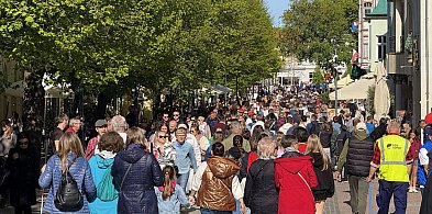 Sopot na majówkę pęka w szwach! Turyści szturmują popularne miejsca [FOTO]-32494