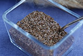 Przekroczony poziom cyjanków. Sieć usuwa ten produkt ze sklepów-33068