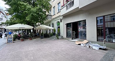 Były burgery, będzie kolejny kebab w Sopocie? Trwają prace w lokalu przy Monciaku-33085
