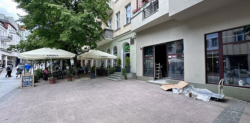 Były burgery, będzie kolejny kebab w Sopocie? Trwają prace w lokalu przy Monciaku - 33085