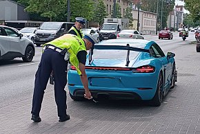 Cichy Sopot w sezonie – czy na pewno? Służby walczą z rykiem silników-33642