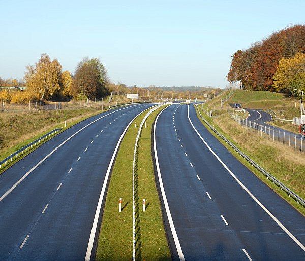 To może uderzyć w portfele urlopowiczów. Ważna decyzja rządu-33839