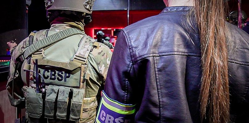 CBŚP wkracza do "Bodegi" w Gdyni! Zamiast imprezy – akcja służb i zatrzymania - 33918