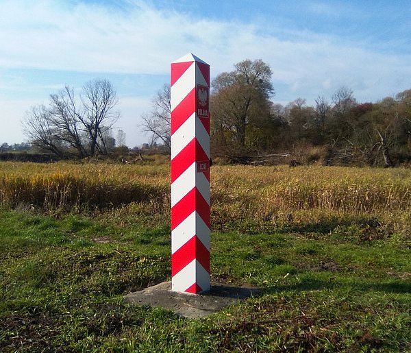 Nie każdy przejedzie bez zatrzymania. Wracają kontrole na granicach Polski-33972