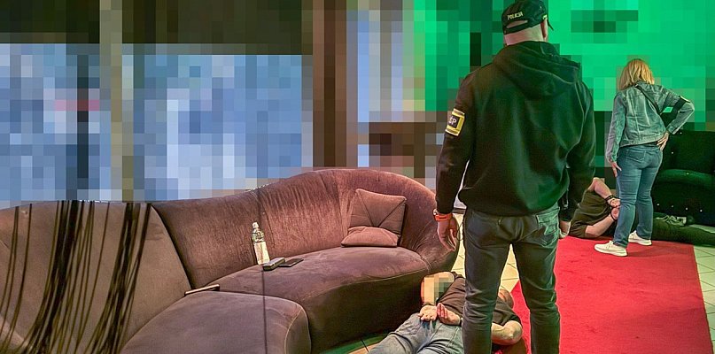 CBŚP rozbiło gang czerpiący korzyści z cudzego nierządu - 34018
