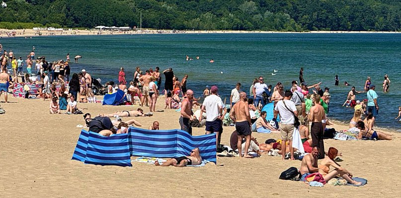 Plaża z parawanem czy zimny Bałtyk? Te rzeczy zadziwią obcokrajowców w Sopocie - 34383