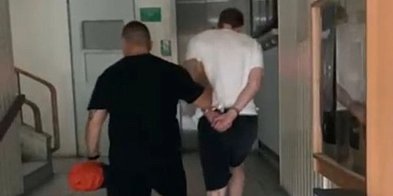 Groził podłożeniem bomby na wiecu-34774