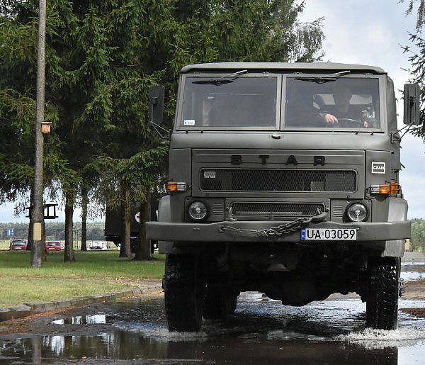 Kolumny wojskowe wyjadą na ulice. Wojsko zapowiada wielkie manewry-35067