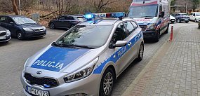 88-letnia kobieta ranna na balkonie