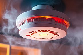 Rewolucja w przepisach pożarowych. Nowe obowiązki dla właścicieli domów i firm-36708