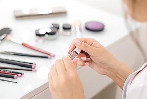 Nie używaj tych kosmetyków. GIS ostrzega przed produktami-37554