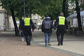 Chwila grozy w centrum Sopotu! Zaginionego chłopca namierzył monitoring