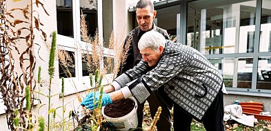 Do szkół i przedszkoli w Sopocie trafiły kompostowniki! "To inwestycja w..."-36863