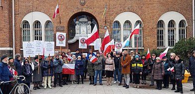 Sopot: szykuje się kolejna awantura? Radni PiS chcą wysłać pomnik na złom-37419