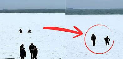 Niebezpieczne sceny przy molo w Sopocie! Pod spacerowiczami załamał się lód