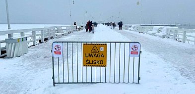 Ślisko w Sopocie i na obwodnicy. IMGW ostrzega przed marznącym deszczem i mgłami