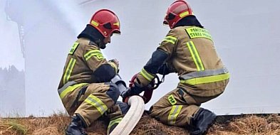 Zapłonął statek w gdańskim porcie. Winne zabrudzone śmieci i opony [WIDEO]