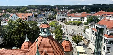 Ile kosztują popularne atrakcje w Sopocie? Przewodnik po cenach i zniżkach
