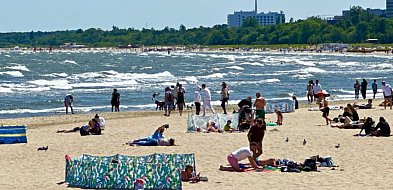 Sopot jako pierwszy w Polsce! Sezon na kąpiel w morzu wystartował