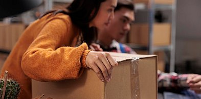 Jak skutecznie sprawdzić i ocenić wytrzymałość kartonu?