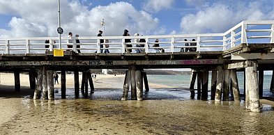 Sopockie molo wypięknieje na lato! Zaplanowano duże prace malarskie