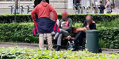 Pomagaj mądrze w Sopocie! Dlaczego nie warto dawać pieniędzy żebrzącym?