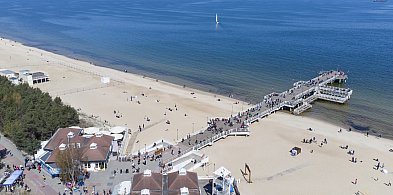Tragiczny finał poszukiwań 23-latka! Ciało odnaleziono przy molo w Brzeźnie-36659