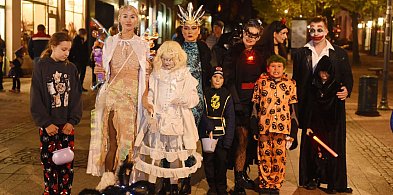 Sopot opanowały upiory, księżniczki i bohaterowie! Halloween w kurorcie [FOTO]-36785