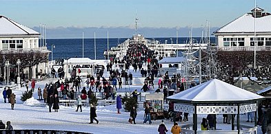 Ferie zimowe po nowemu. Decyzja MEN rozwścieczyła tysiące rodziców-36905
