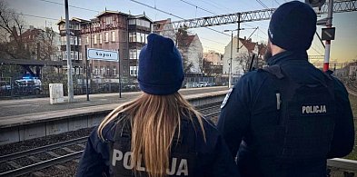 Operacja „TOR” w Sopocie! Policja i wojsko na stacjach kolejowych-37398