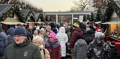 Świąteczne oblężenie w Sopocie!  Bez śniegu, ale z klimatem [WIDEO]-38188