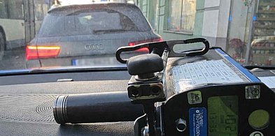 Pędził przez Sopot, mając 102 km/h na liczniku! Surowa kara dla kierowcy Audi-38470