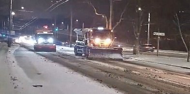 Zimowy weekend w Sopocie dał popalić! W ruch poszły tony soli i mieszanki-38548