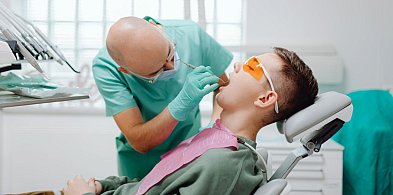 Dentysta w Sopocie na NFZ. Sprawdź, gdzie najszybciej wyleczysz zęby