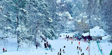 Dobre wieści dla narciarzy nad morzem. Łysa Góra w Sopocie znowu działa